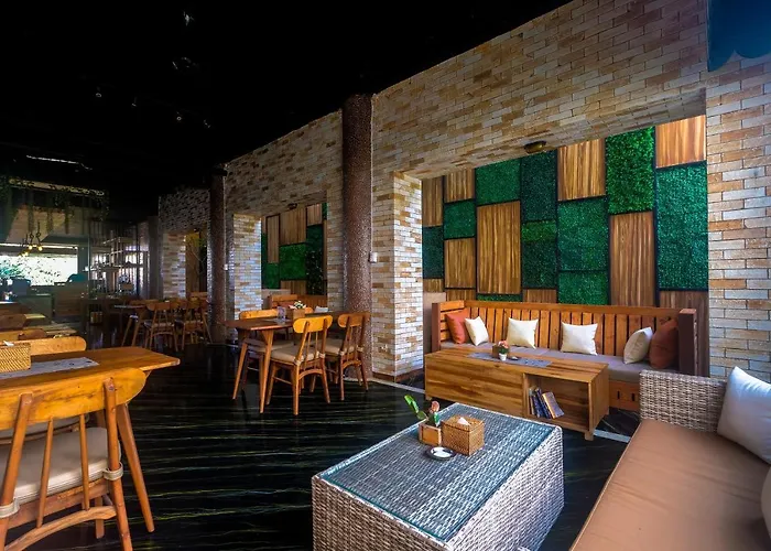 Hotel Papillon Echo 3*